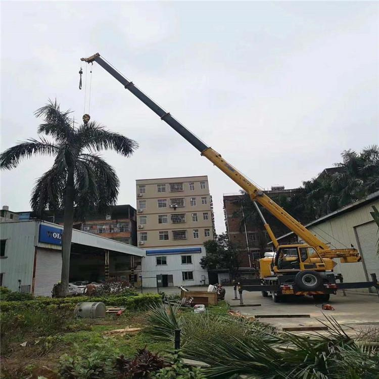 临朐12吨吊车出租一天的收费标准是什么