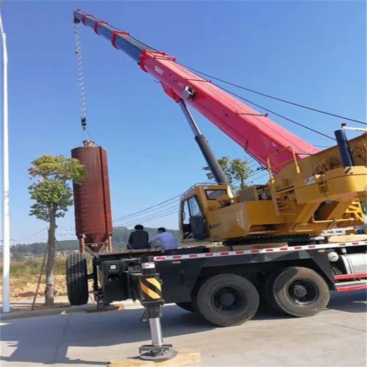 临朐专业吊车租赁多少钱